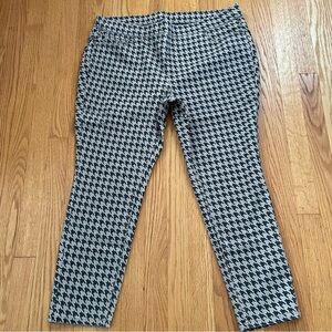 NWOT Isaac Mizrahi Live True Denim Houndstooth Jean Brown Pull-On Size US 18 WP